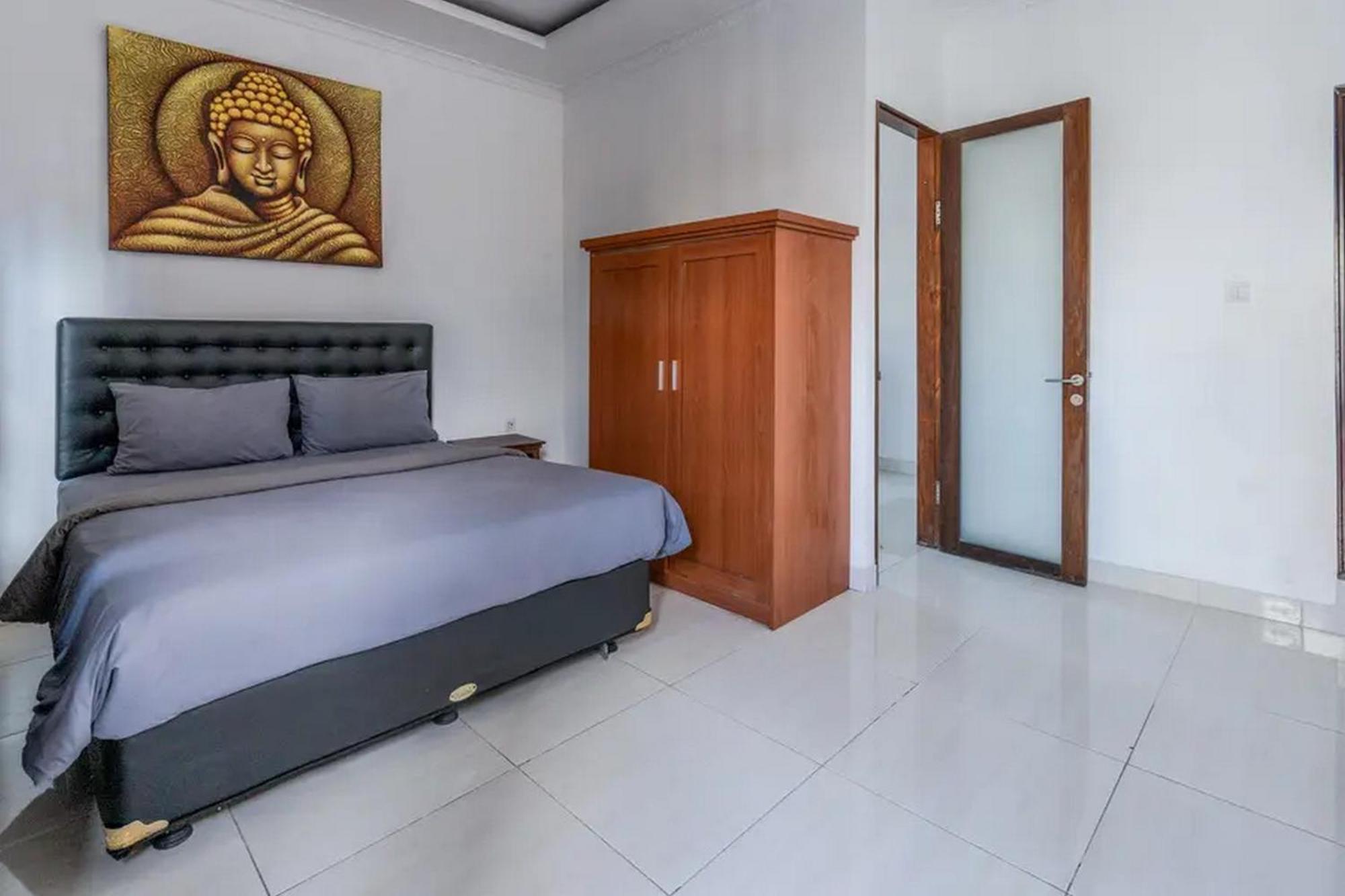 Ceria Guesthouse Seminyak Mitra Reddoorz Dış mekan fotoğraf