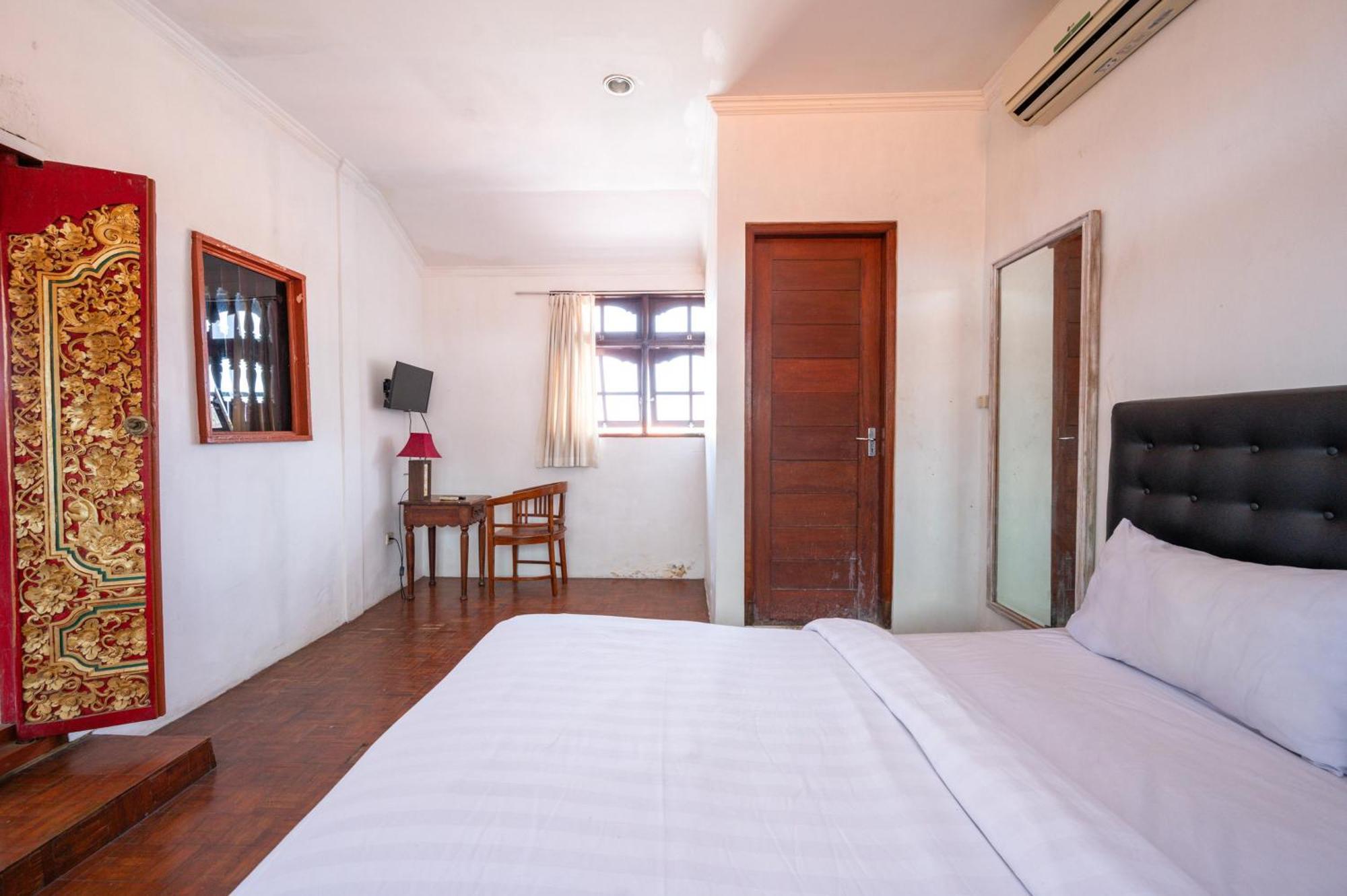 Ceria Guesthouse Seminyak Mitra Reddoorz Dış mekan fotoğraf