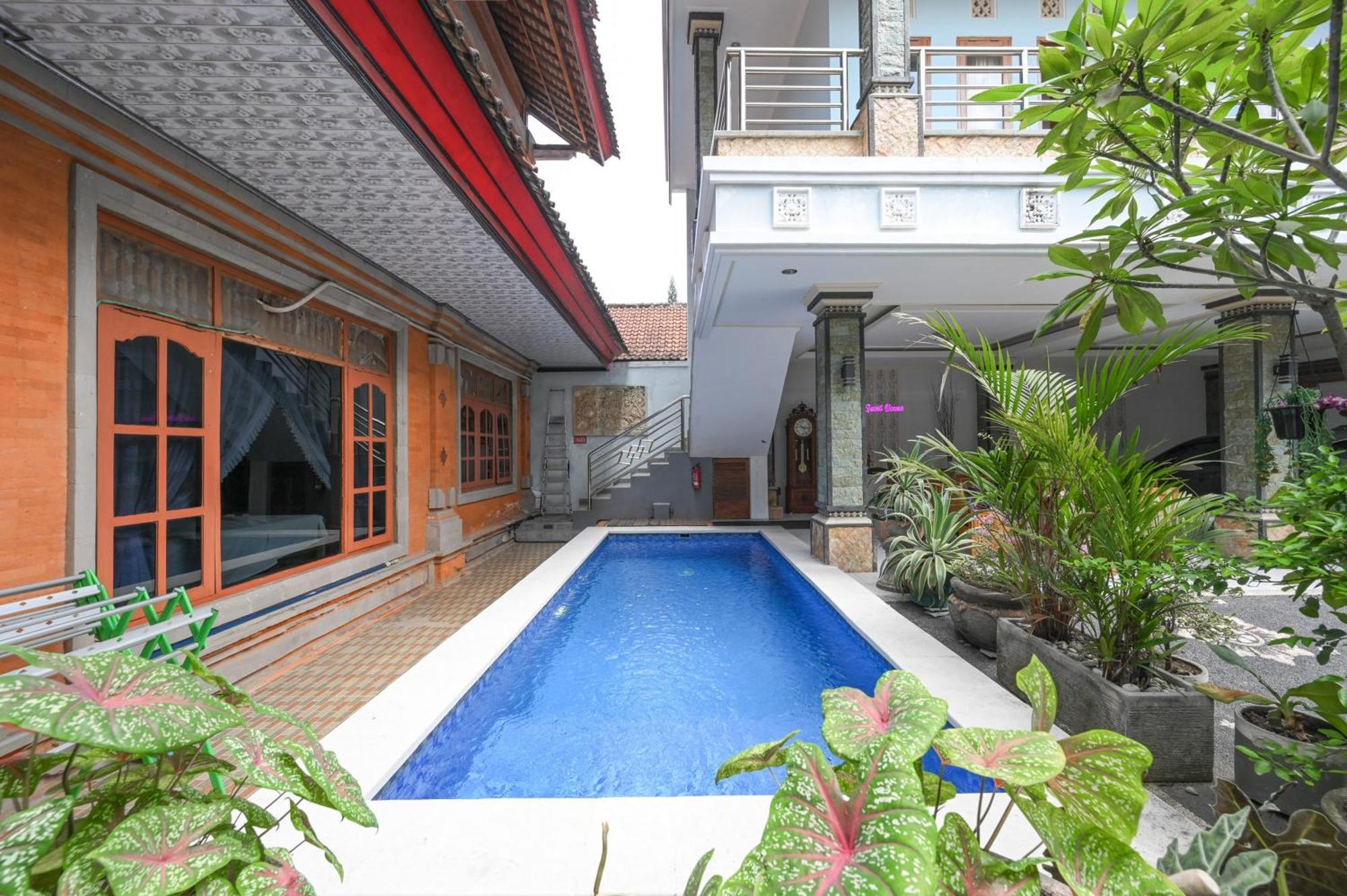 Ceria Guesthouse Seminyak Mitra Reddoorz Dış mekan fotoğraf