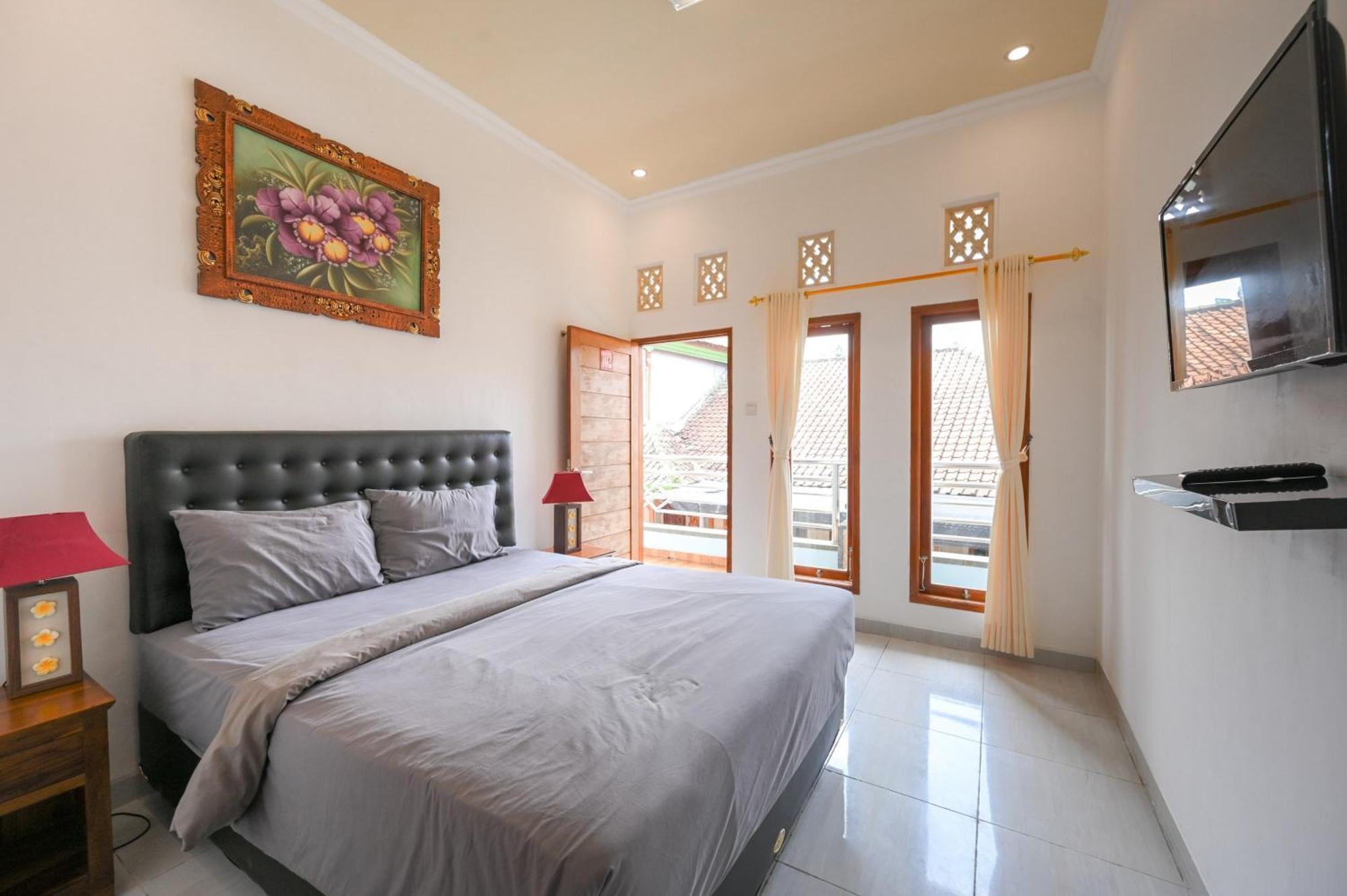 Ceria Guesthouse Seminyak Mitra Reddoorz Dış mekan fotoğraf