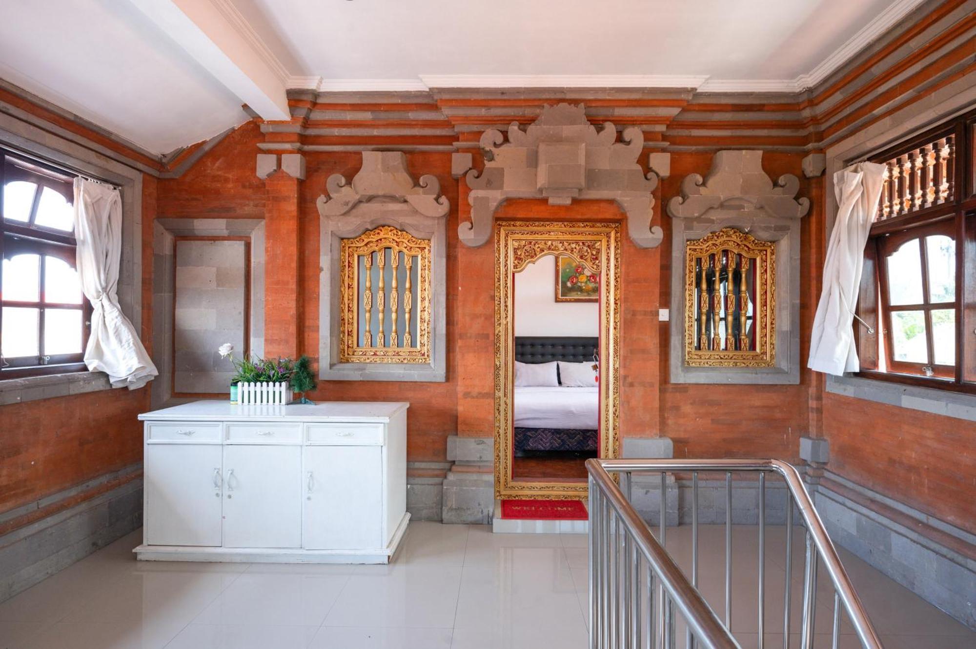 Ceria Guesthouse Seminyak Mitra Reddoorz Dış mekan fotoğraf